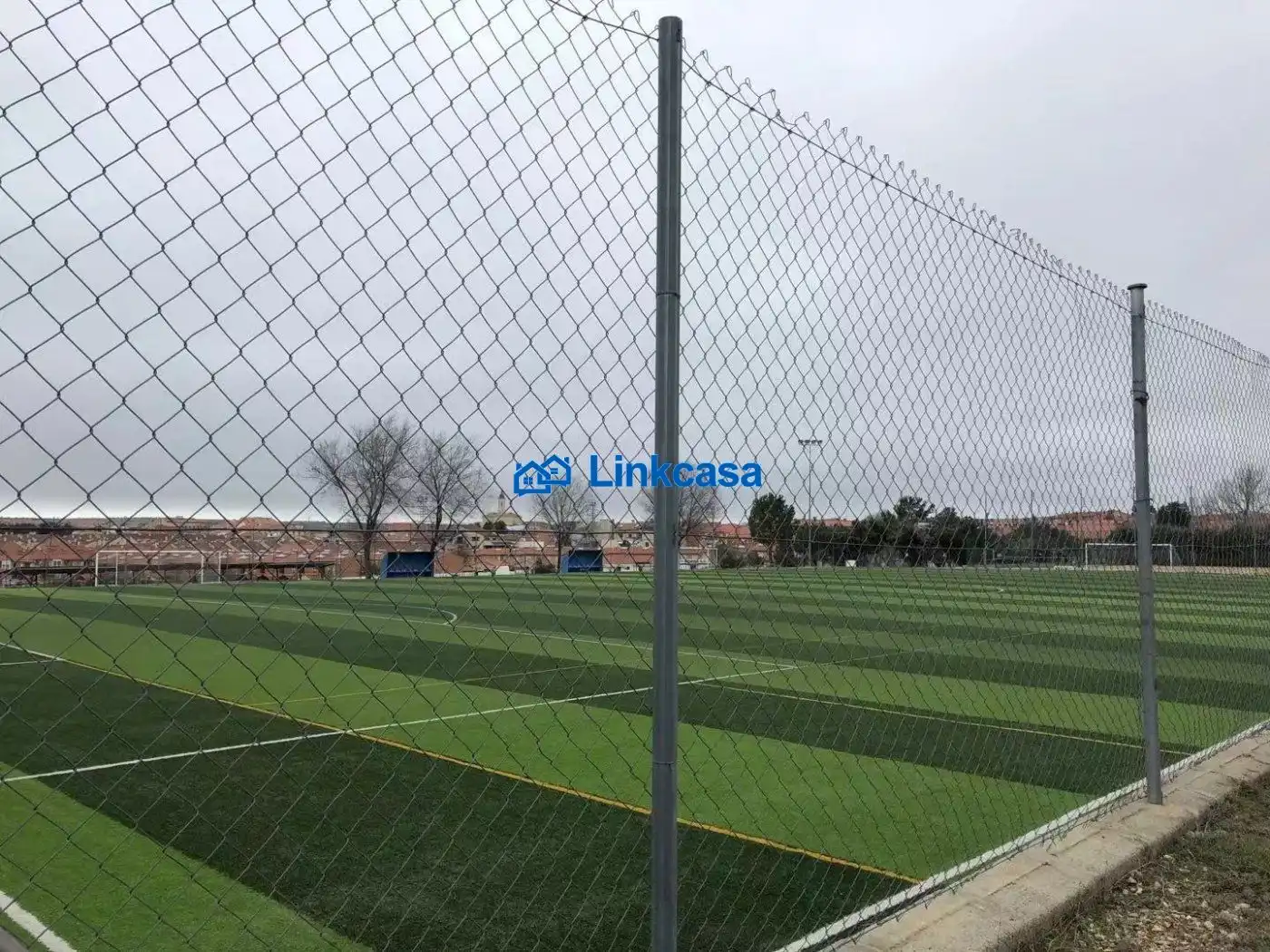 Vista exterior de Casa adosada en venda en Seseña amb Aire condicionat, Calefacció i Jardí privat