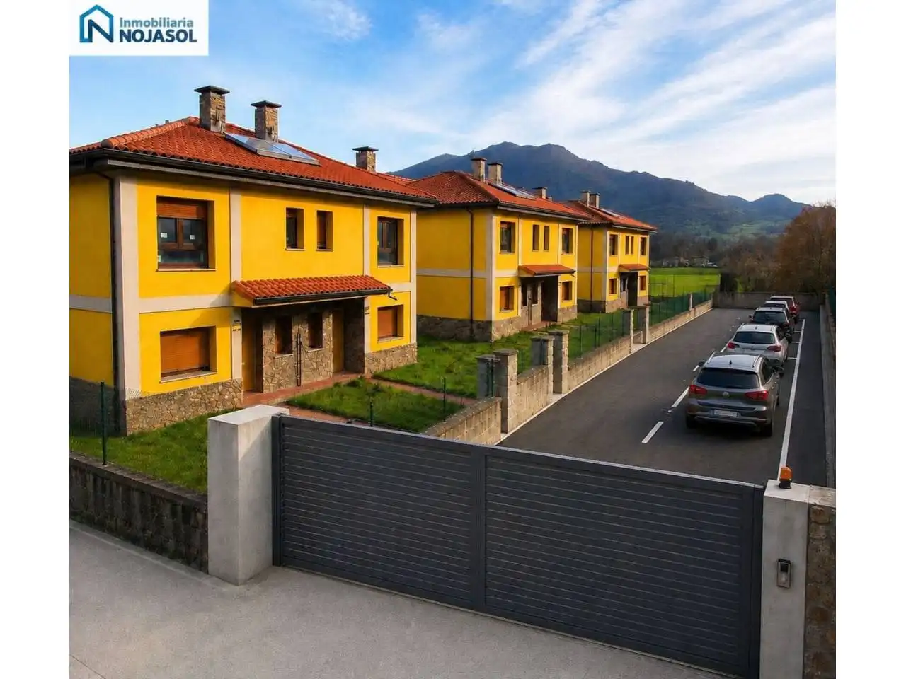 Vista exterior de Casa adosada en venta en Ruesga con Calefacción y Jardín privado