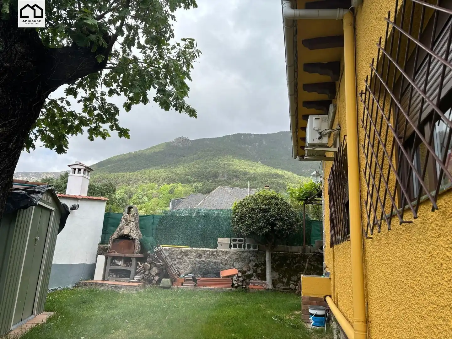 Jardín de Casa o chalet en venta en Gavilanes con Aire acondicionado, Calefacción y Jardín privado