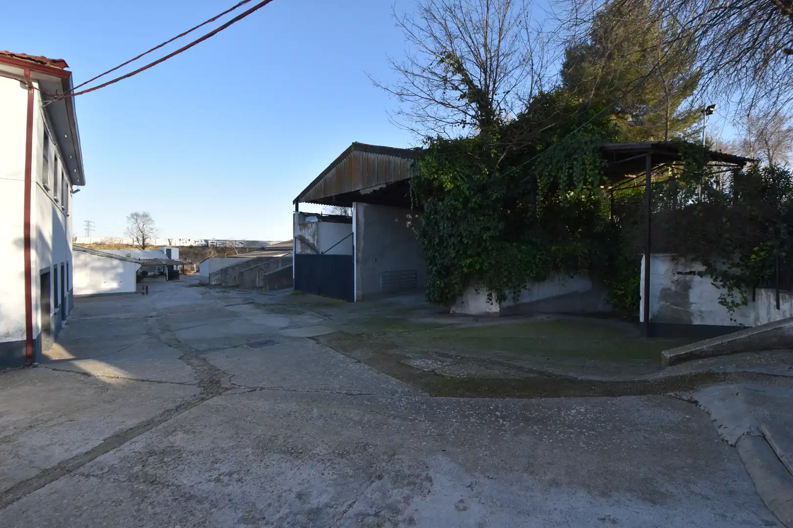 Vista exterior de Nave industrial en venta en Pinto con Calefacción