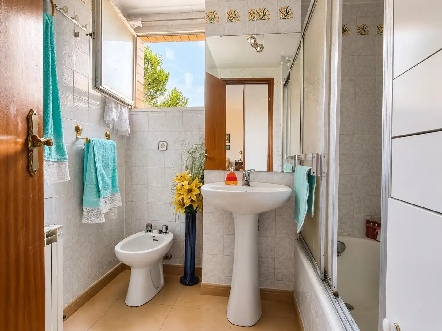 Baño de Piso en venta en Tarragona con Aire acondicionado, Calefacción y Jardín privado