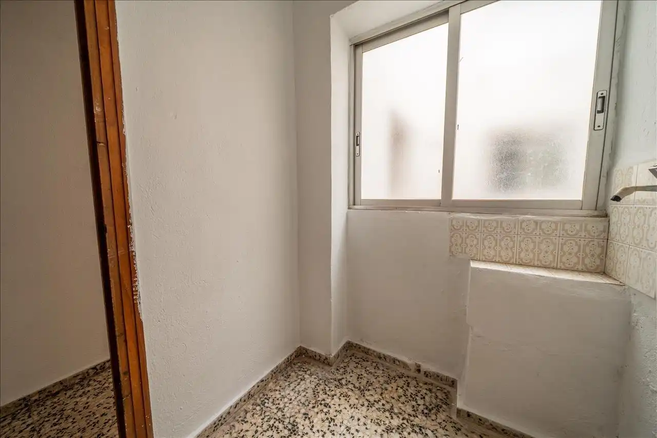 Habitación de Piso en venta en Sagunto / Sagunt con Balcón