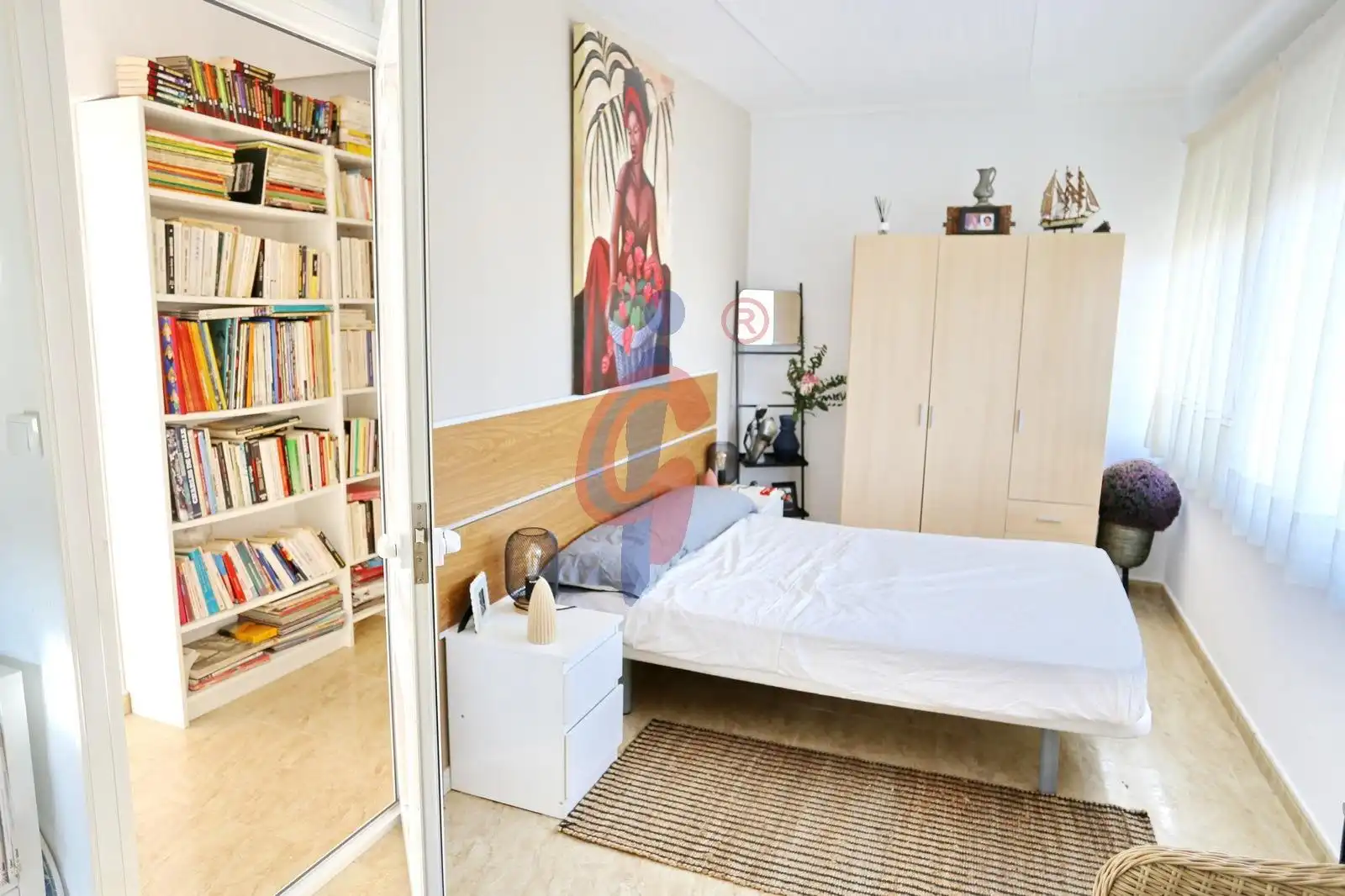 Schlafzimmer von Dachboden zum Verkauf in Guardamar del Segura mit Klimaanlage, Heizung und Terrasse