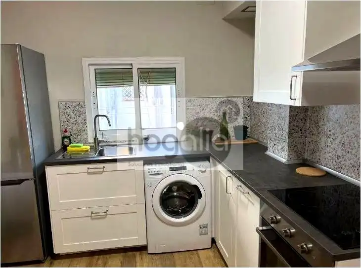 Kitchen of Flat for rent in Sevilla  with Air Conditioner, Heating and Terrace
