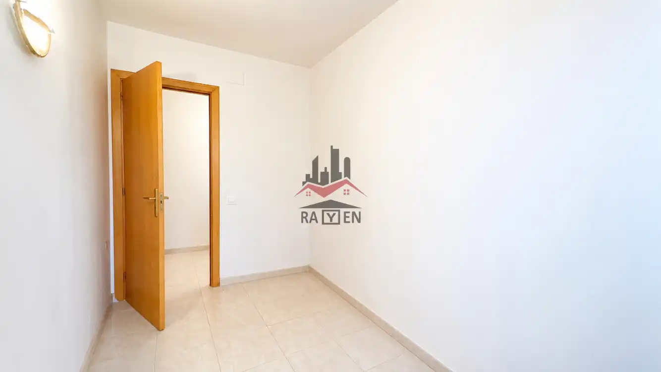 Piso en venta en Creu de la Mà