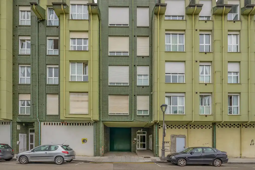 Gewerbefläche zum Verkauf in C/ Arzobispo Francisco Álvarez Martínez
