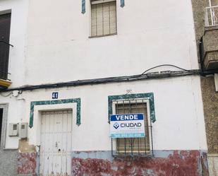 Vista exterior de Casa o xalet en venda en Arahal amb Terrassa