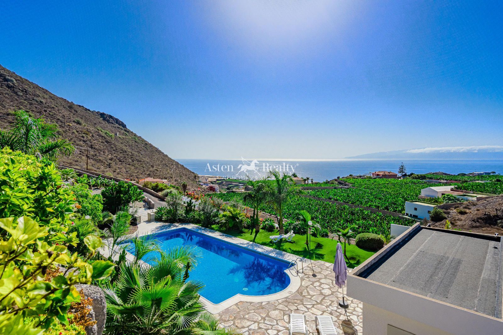 Außenansicht von Haus oder Chalet zum Verkauf in Santiago del Teide mit Klimaanlage, Terrasse und Schwimmbad