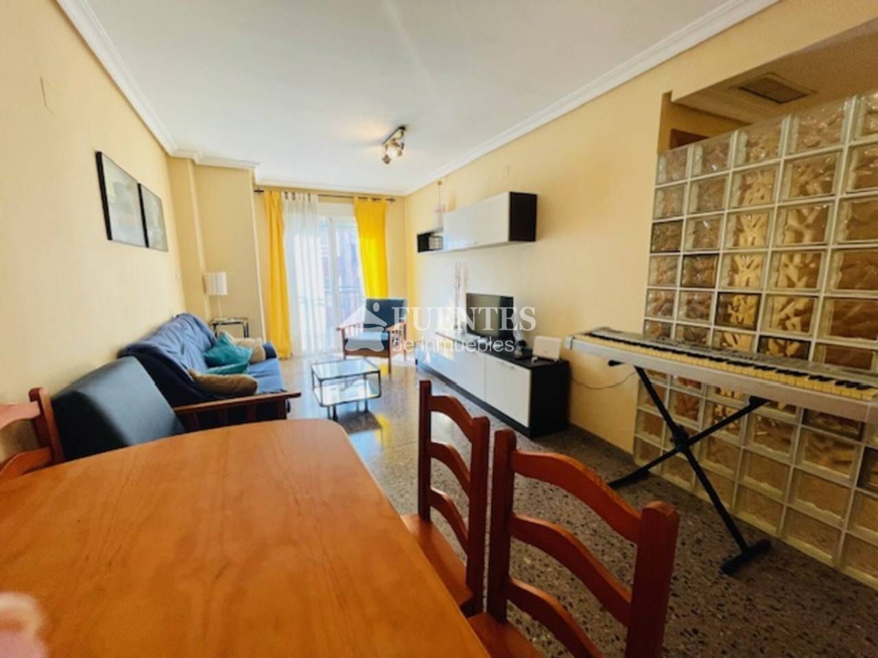 Pis de lloguer a Avenida jijona, Carolinas Bajas