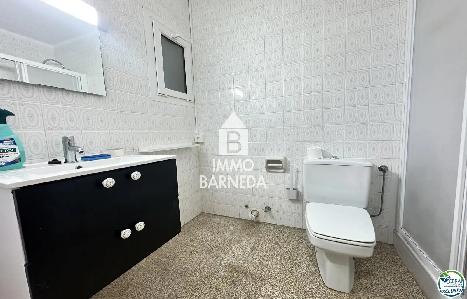 Bany de Pis en venda en Empuriabrava amb Aire condicionat, Calefacció i Terrassa