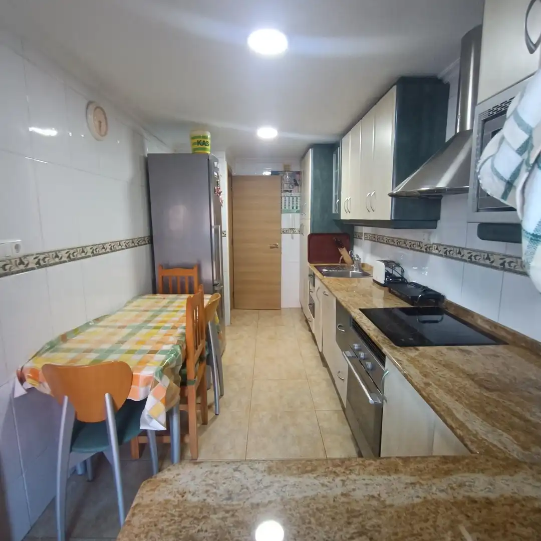 Cuina de Pis de lloguer en Murcia amb Terrassa