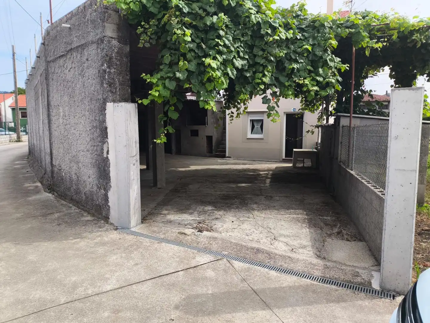 Parking of Houses for rent in Carballo  with Air Conditioner, Heating and Storage room