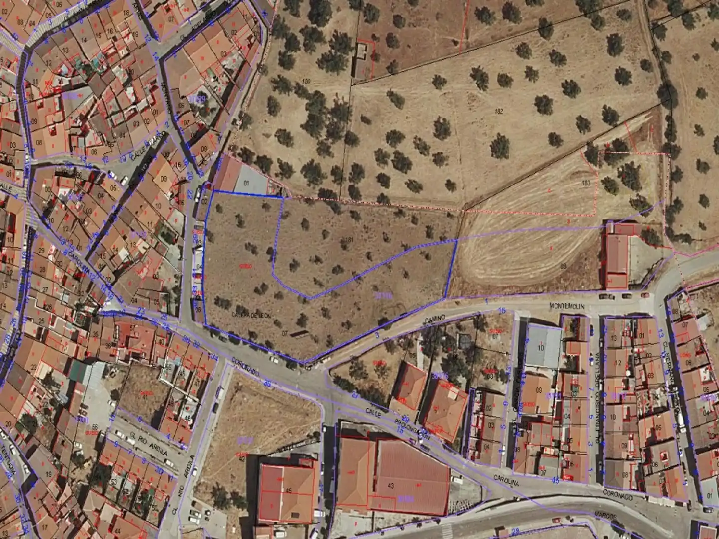 Residencial en venda en Calera de León