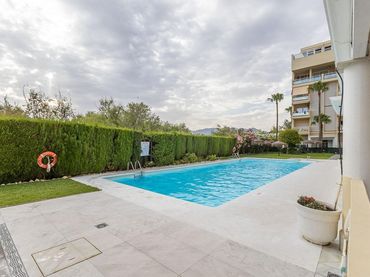 Wohnung mit Balkon zum Verkauf in Calle Platano de Indias 3