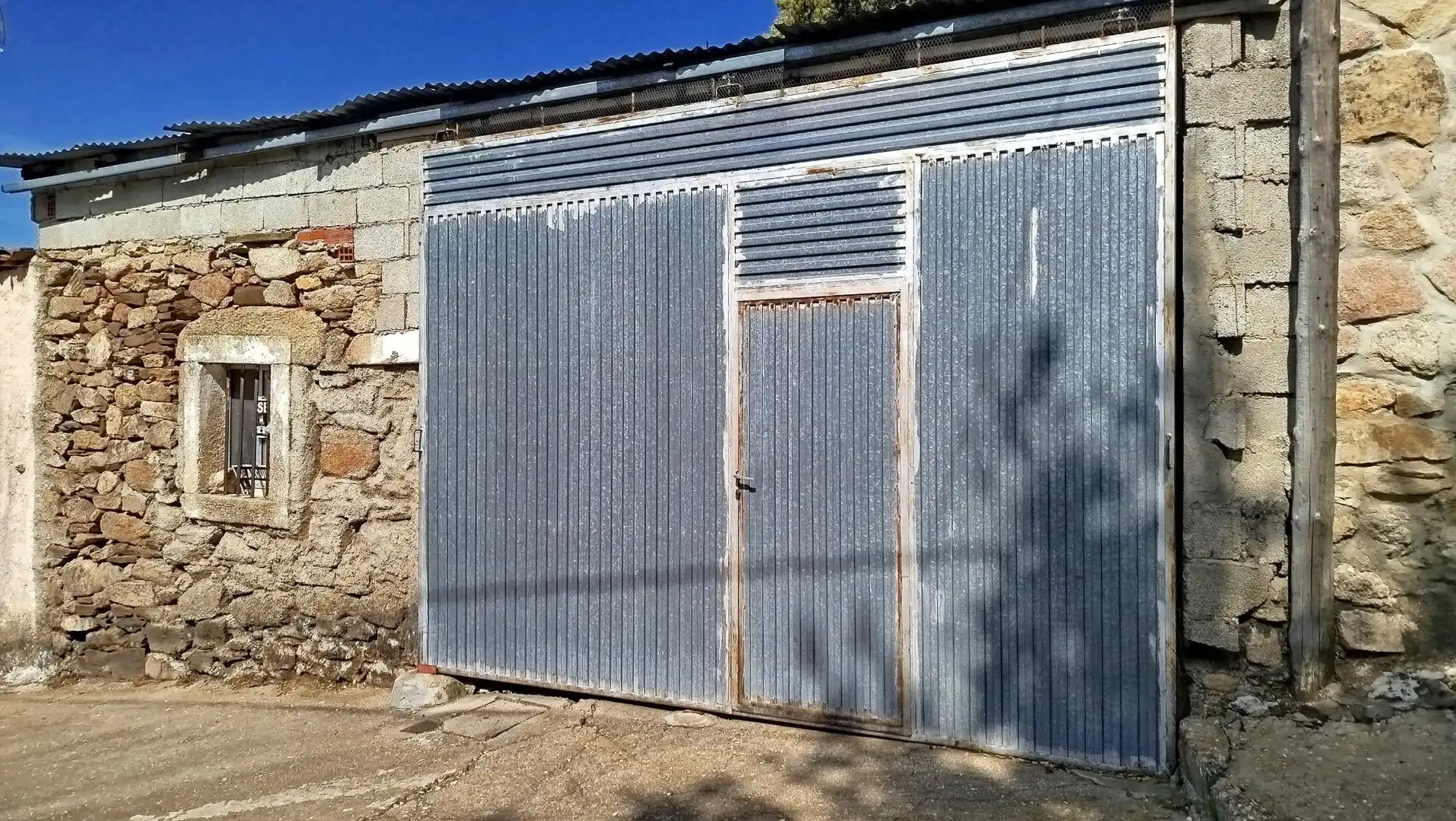 Commercial properties for sale in Bermellar