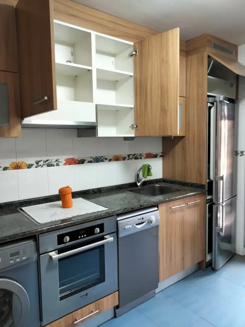 Cocina de Piso en venta en Valderas con Parquet, Amueblado y TV