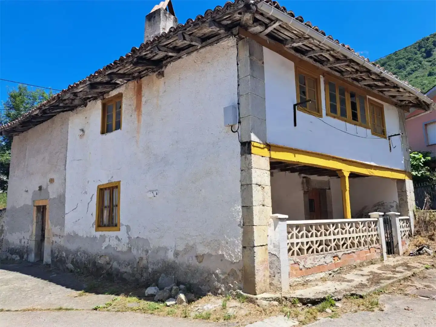 Vista exterior de Casa o chalet en venta en Ponga
