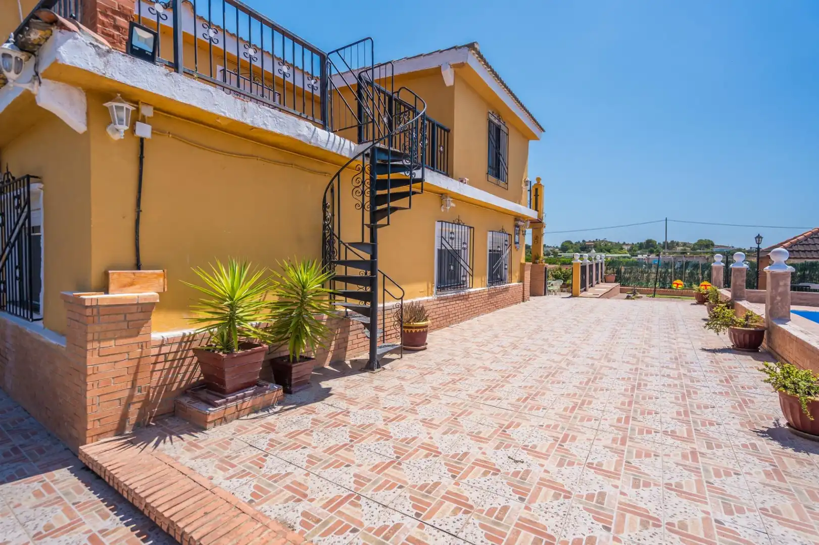 Vista exterior de Casa o chalet en venta en Benaguasil con Aire acondicionado, Calefacción y Jardín privado