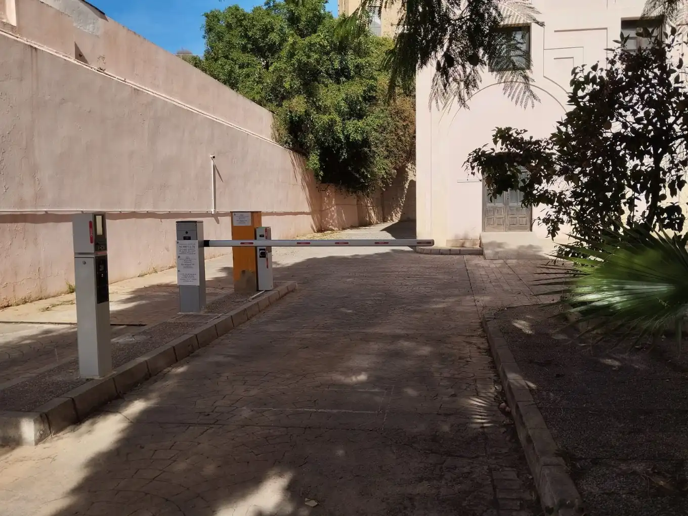 Parking of Garage for rent in Málaga  with Alarm