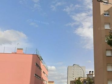 Pis amb balcó en venda a CAVALL BERNAT, DEL