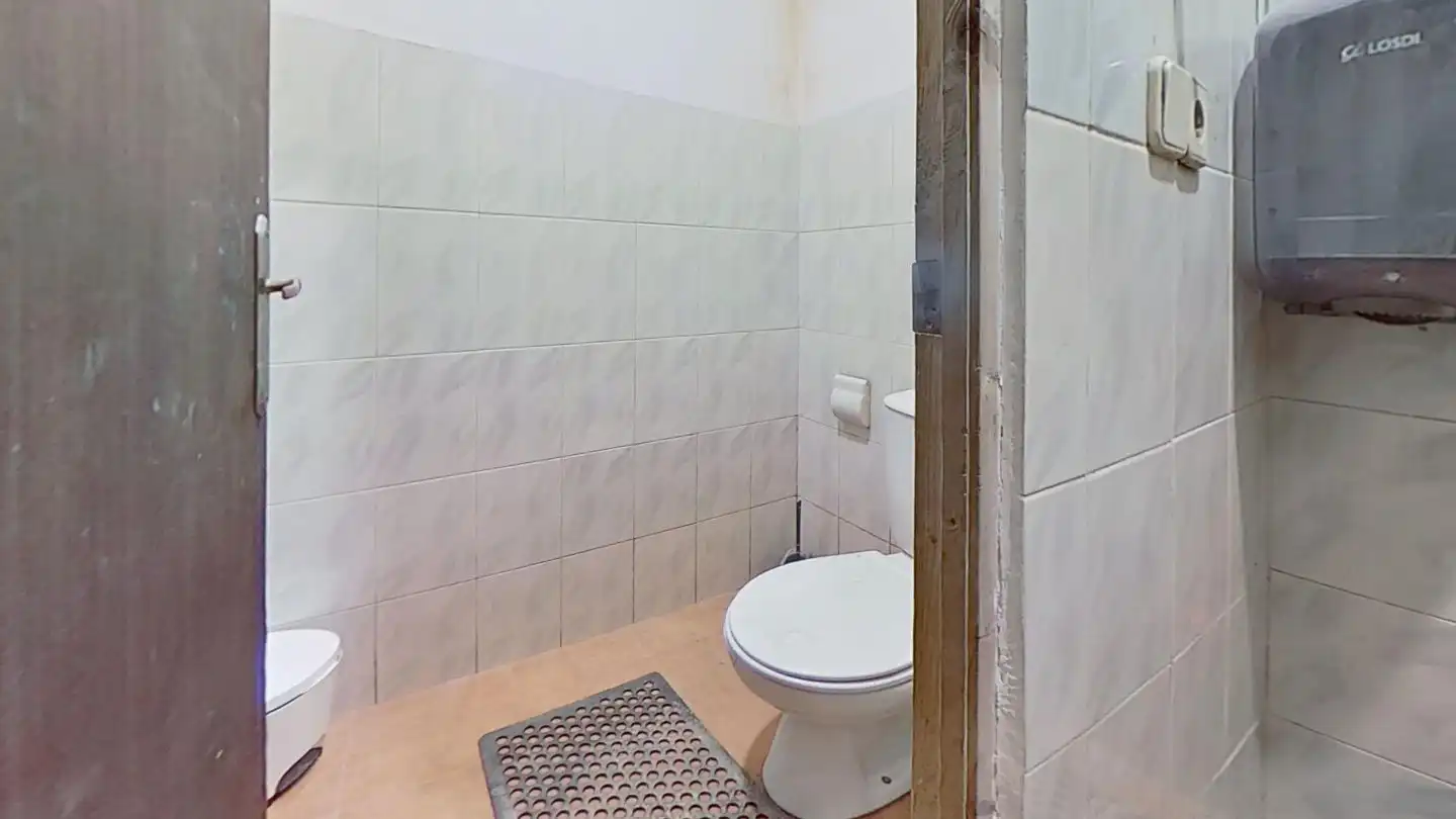 Badezimmer von Geschaftsraum zur Miete in Madrid