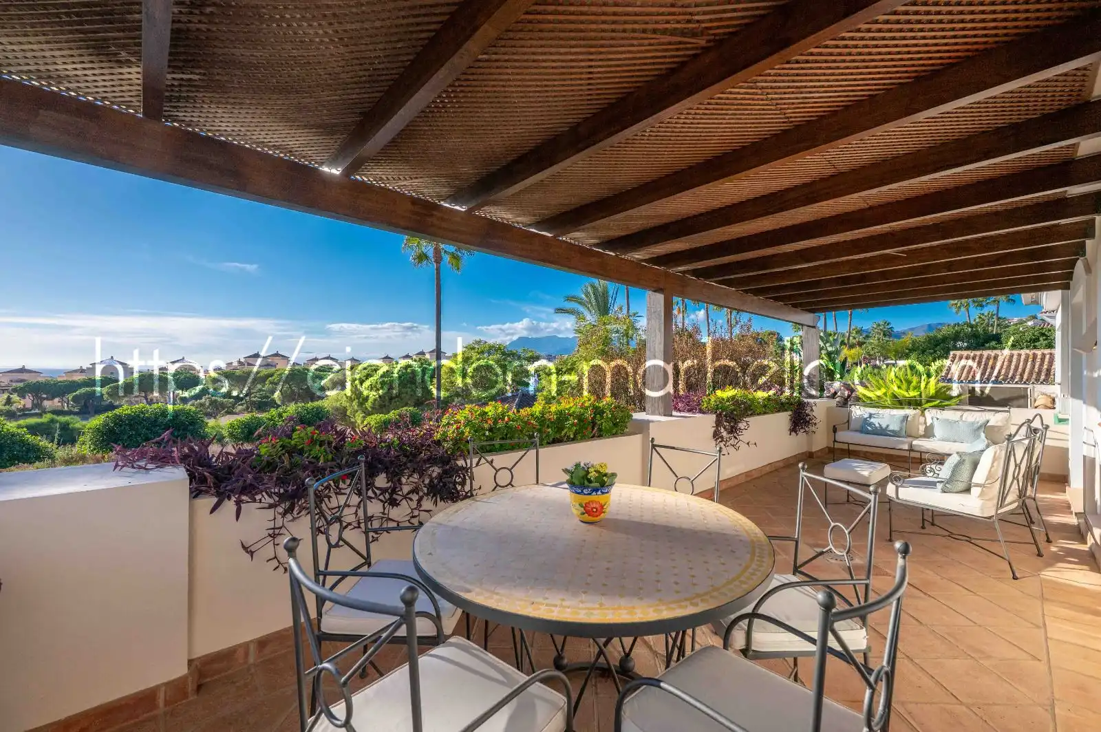 Garten von Haus oder Chalet zum Verkauf in Marbella mit Klimaanlage, Heizung und Privatgarten