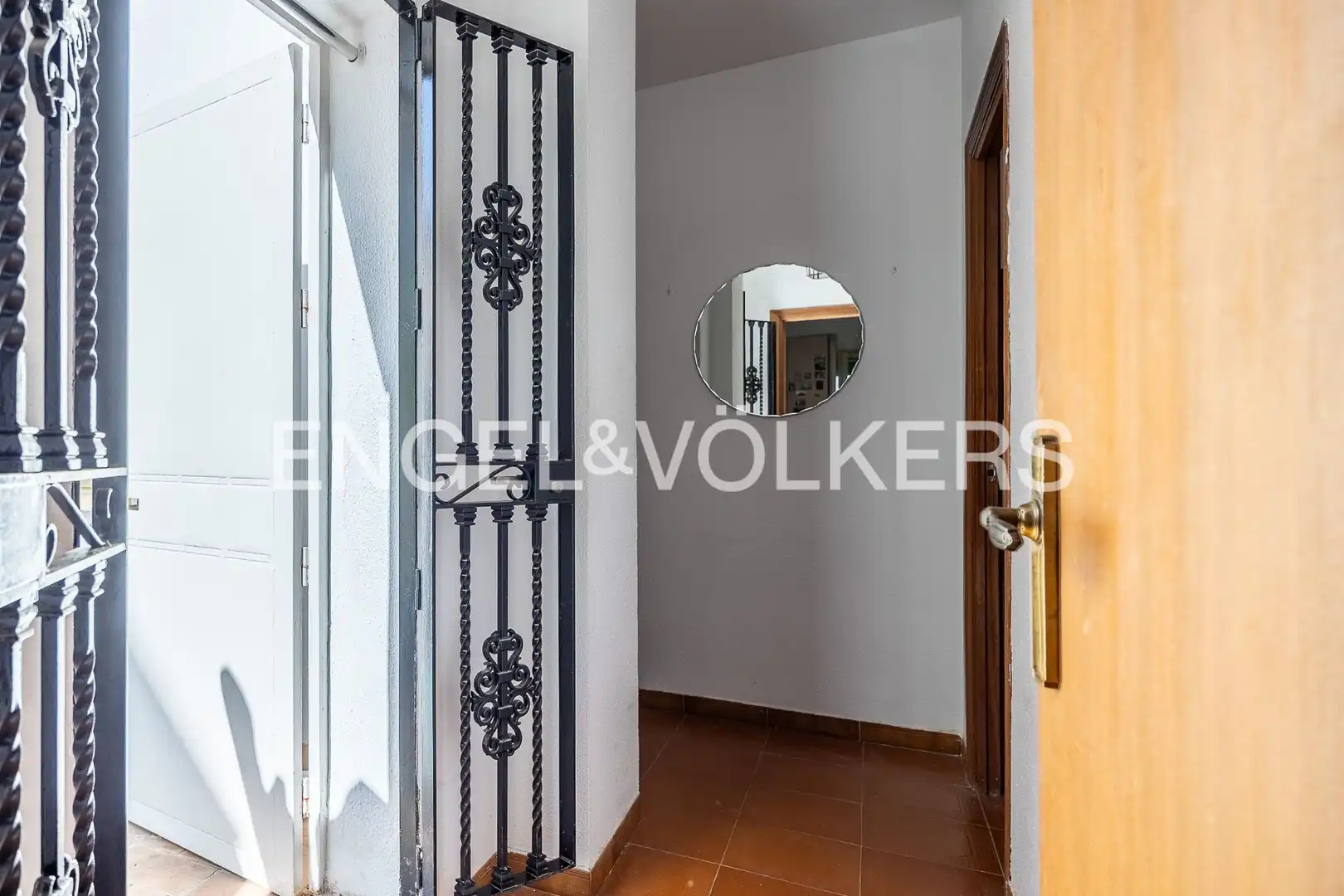 Attic for sale in Sevilla  with Air Conditioner, Heating and Terrace