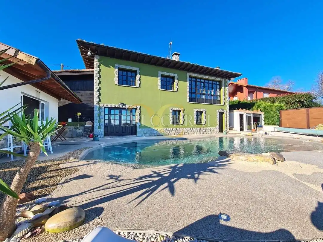 Vista exterior de Casa o chalet en venta en Llanes con Calefacción, Jardín privado y Terraza
