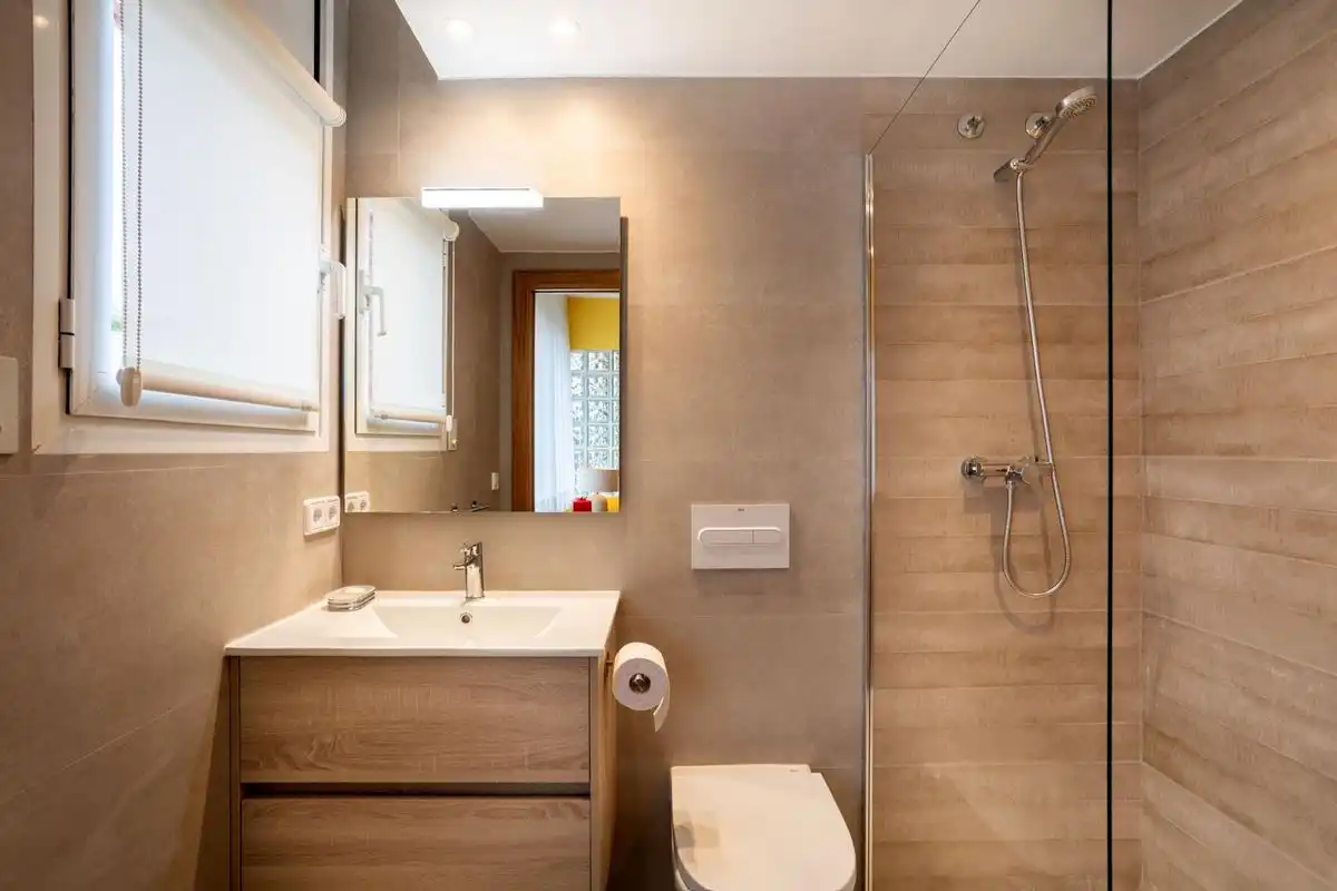 Maison mitoyenne avec terrasse à vendre à Carrer dels Oms, imagen 9