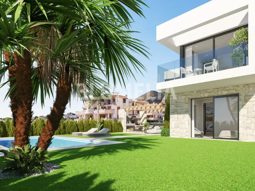Casa amb piscina en venda a Golf Bahía, imagen 2