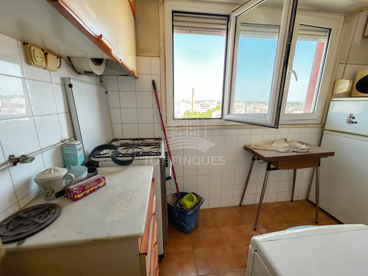 Cuina de Pis en venda en Valls amb Moblat i Balcó