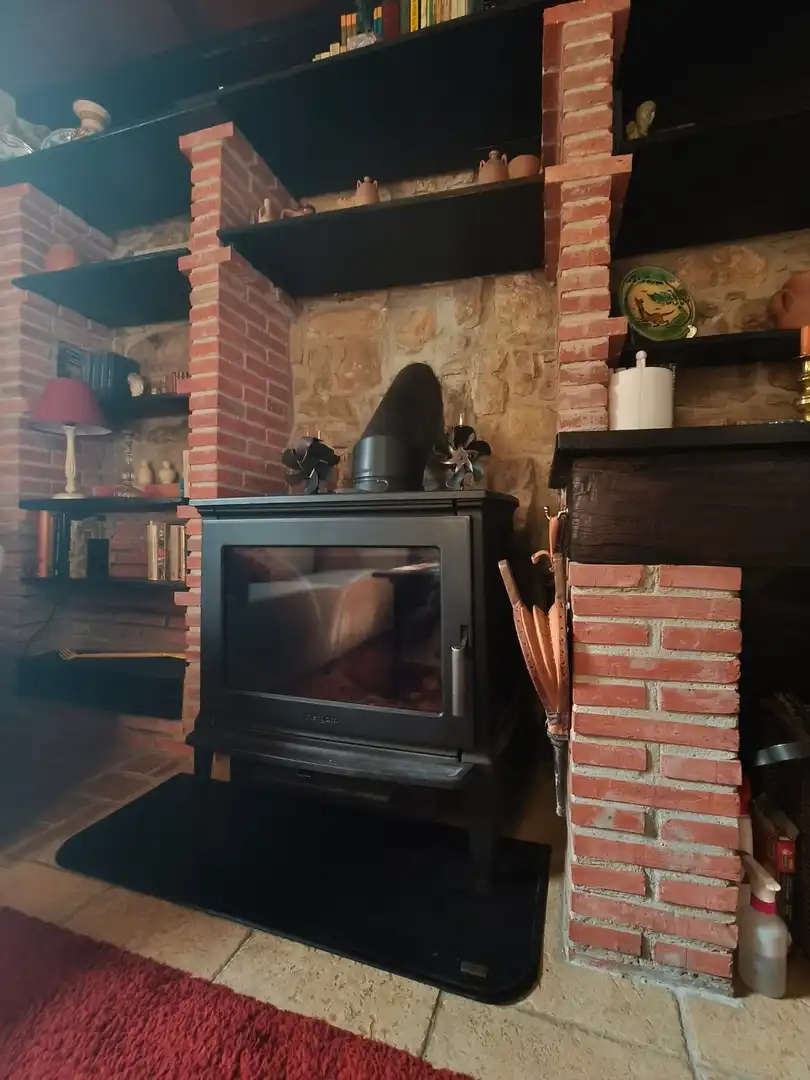 Casa adosada en venta en Luena  con Calefacción y Jardín privado