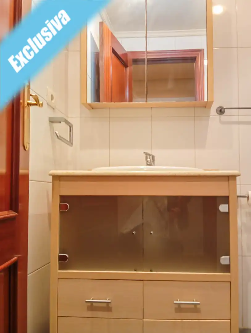 Bany de Pis en venda en Ampuero amb Calefacció, Parquet i Terrassa