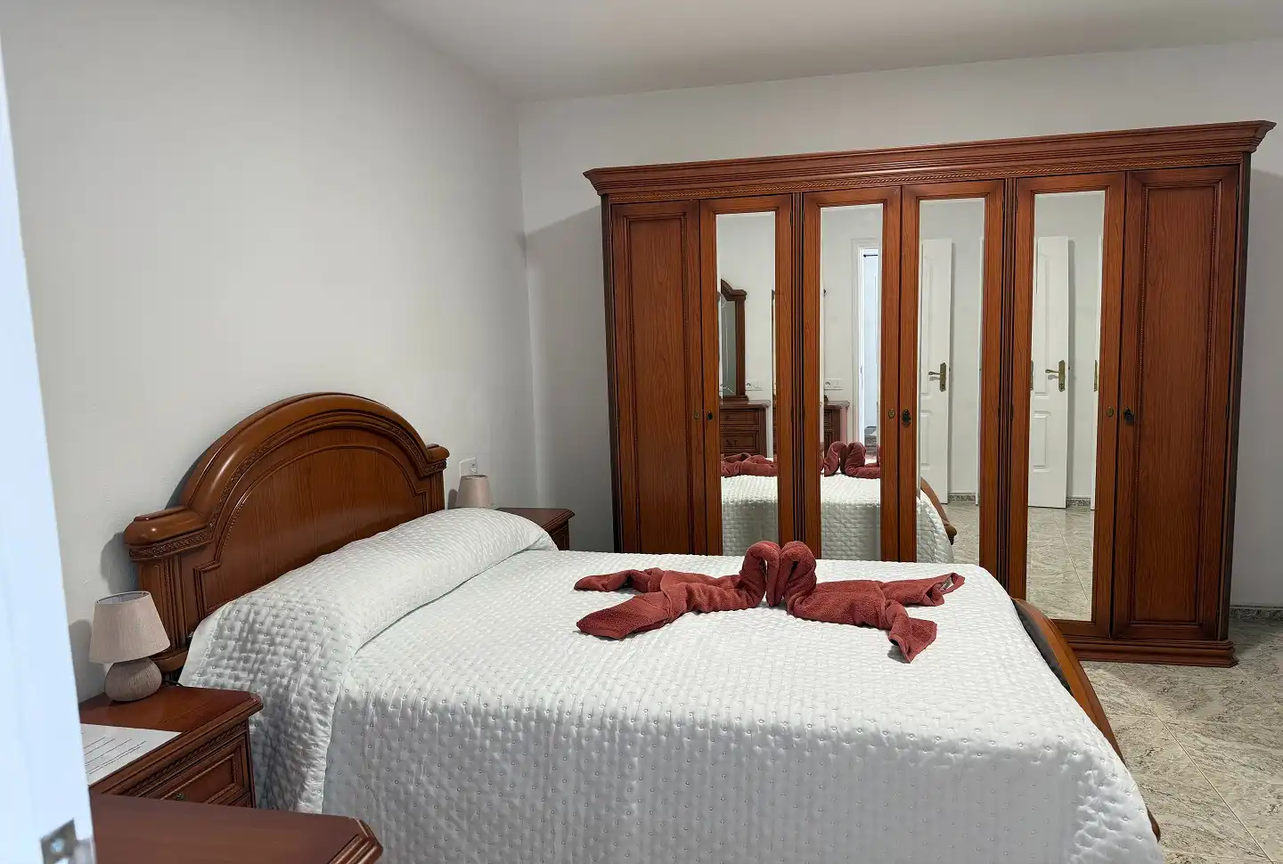 Habitación de Piso de alquiler en Arona con Amueblado, Horno y TV