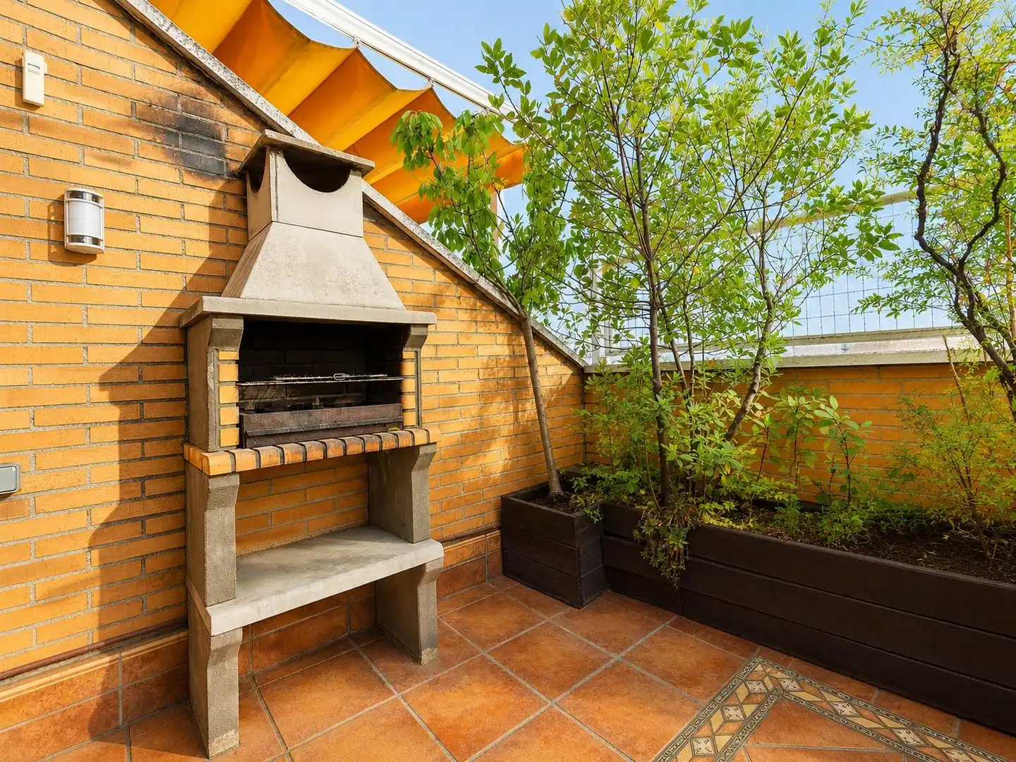 Terrassa de Àtic en venda en Madrid amb Aire condicionat, Calefacció i Jardí privat