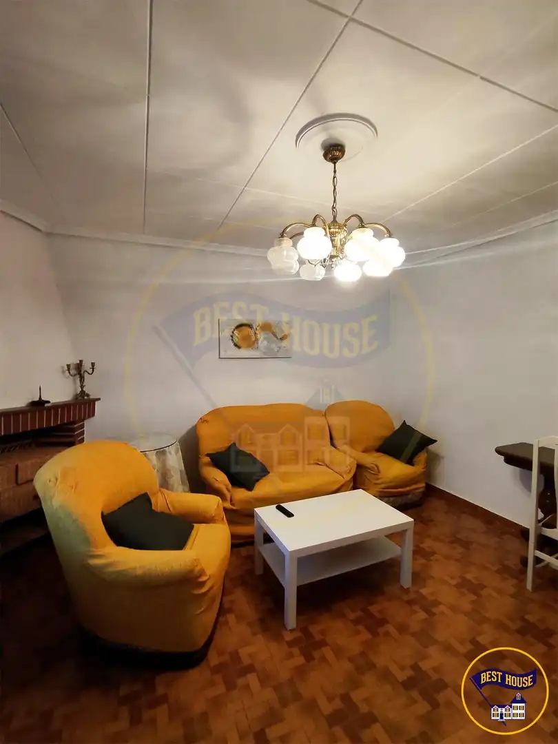 Sala de estar de Piso para compartir en Cuenca con Calefacción, Terraza y Amueblado