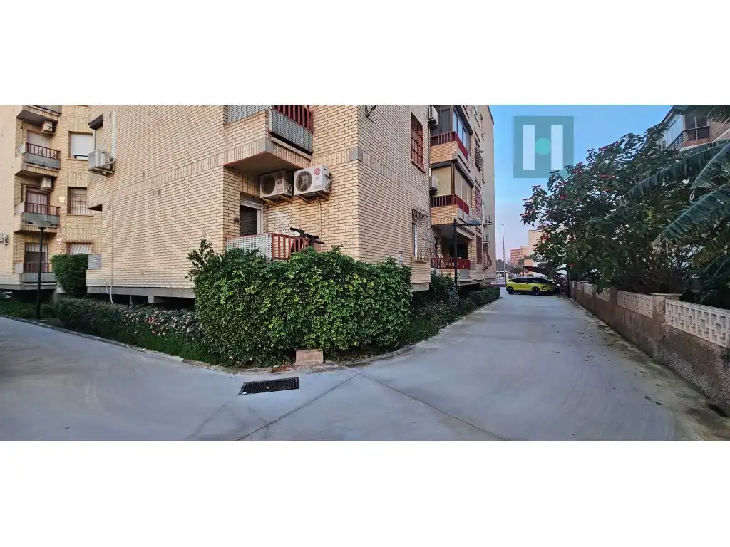 Vista exterior de Piso en venta en Cartagena con Aire acondicionado, Calefacción y Jardín privado