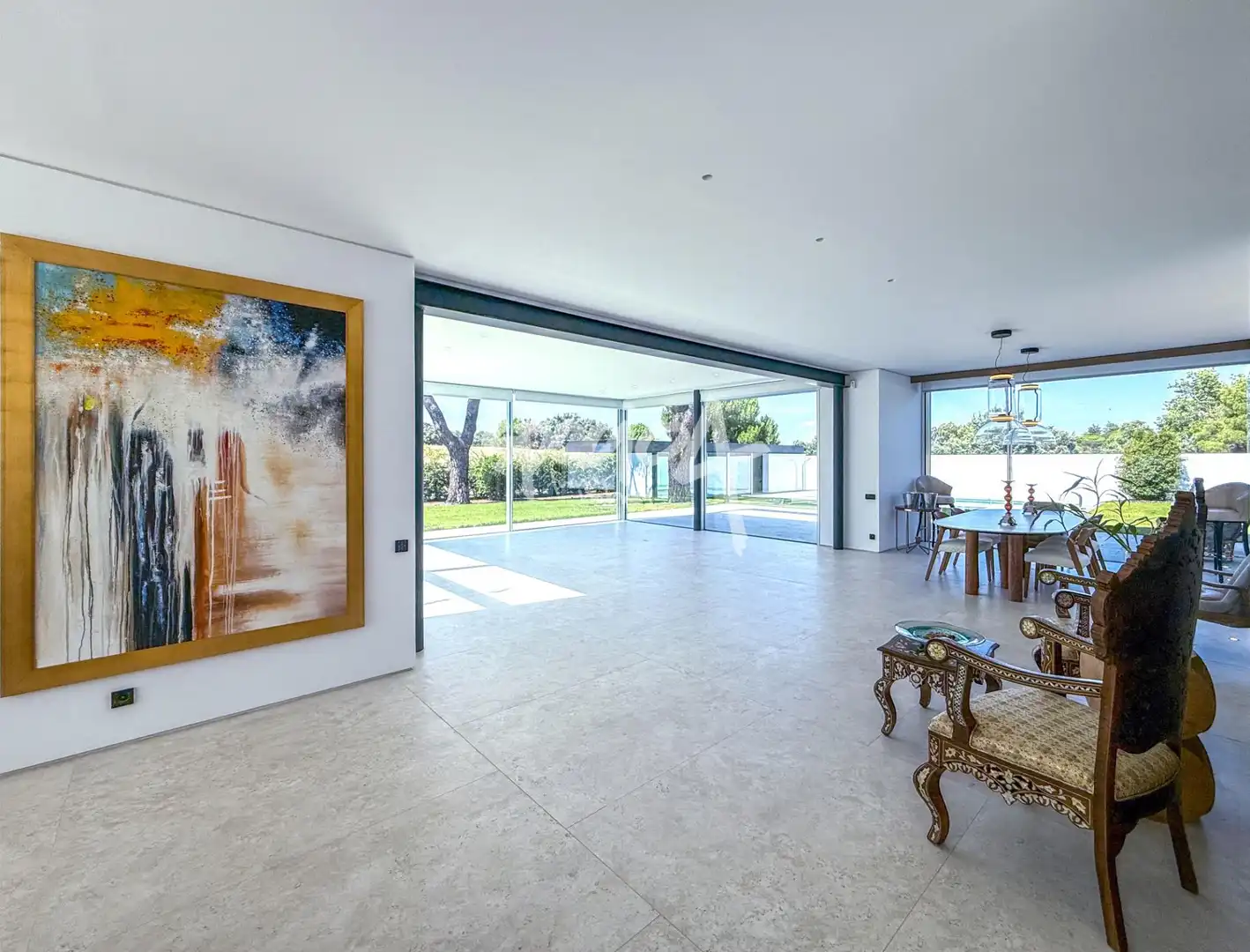 Sala de estar de Casa o chalet en venta en Pozuelo de Alarcón con Aire acondicionado, Calefacción y Jardín privado