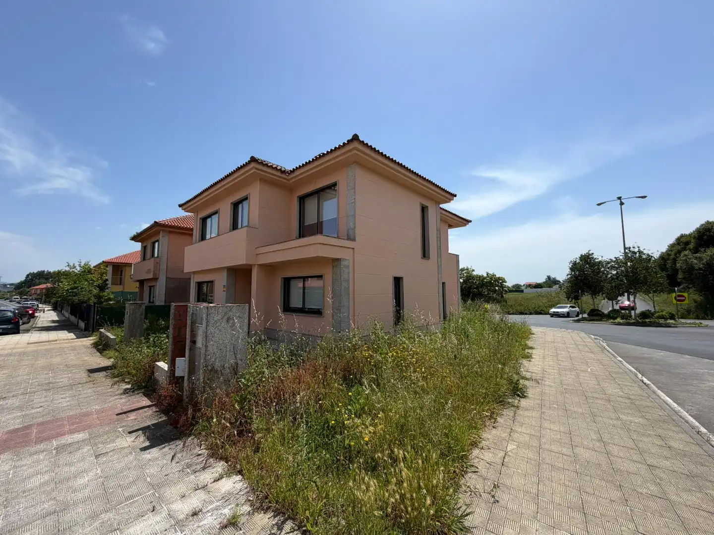 Casa adosada en venda en Ferrol amb Jardí privat, Parquet i Balcó