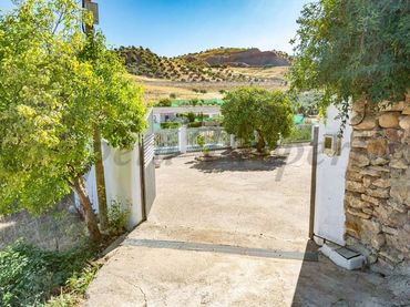 Haus mit Garten zum Verkauf in Ardales