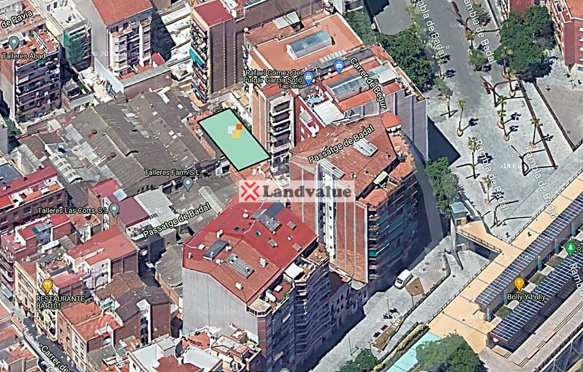 Vista exterior de Residencial en venda en  Barcelona Capital