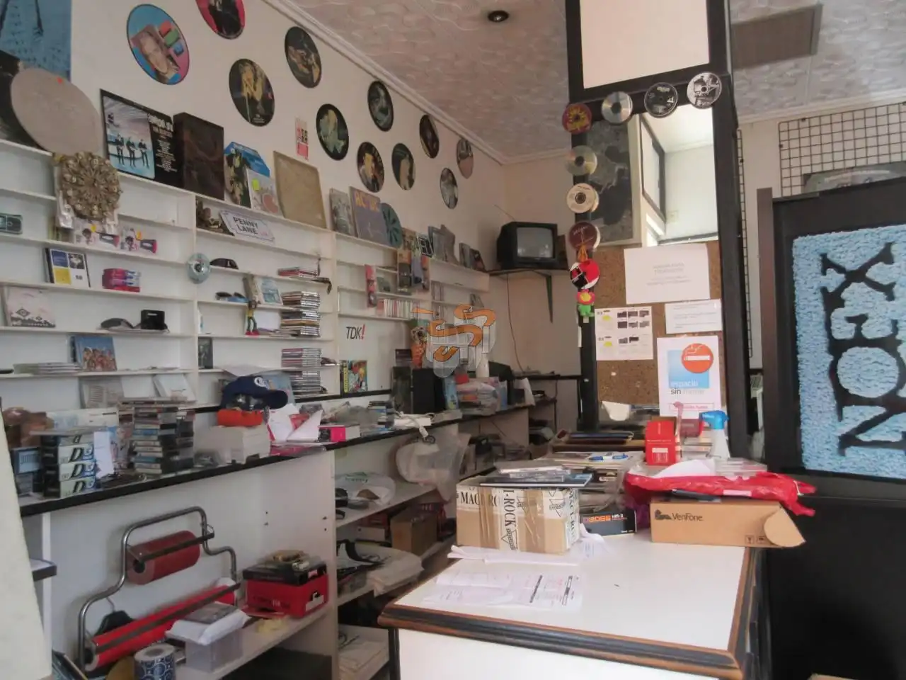 Local comercial en venta en Canido, imagen 2