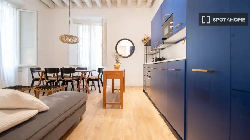 Room in Alameda - Mentidero - Teatro Falla