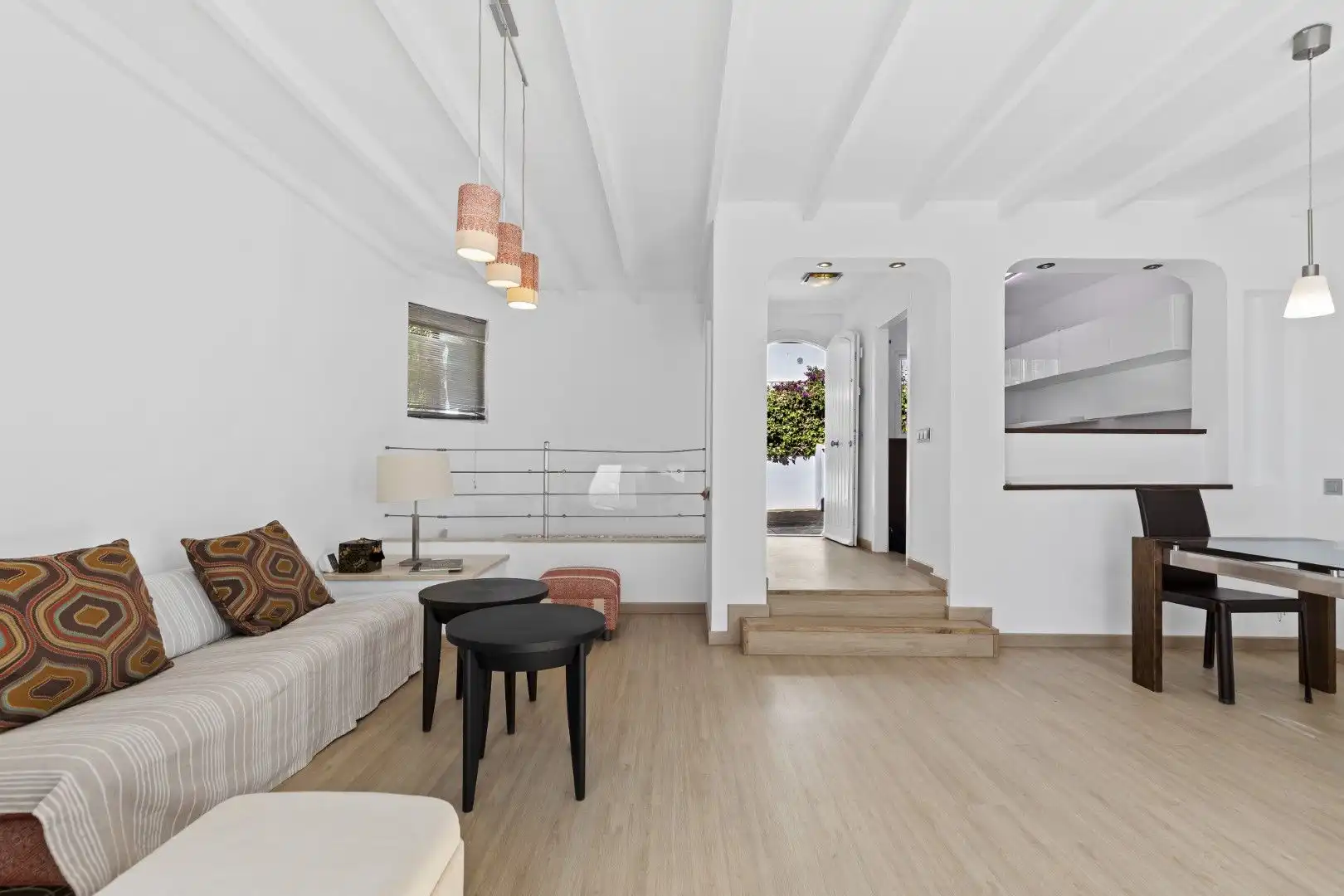 Sala de estar de Casa adosada en venta en Mijas con Jardín privado, Terraza y Amueblado