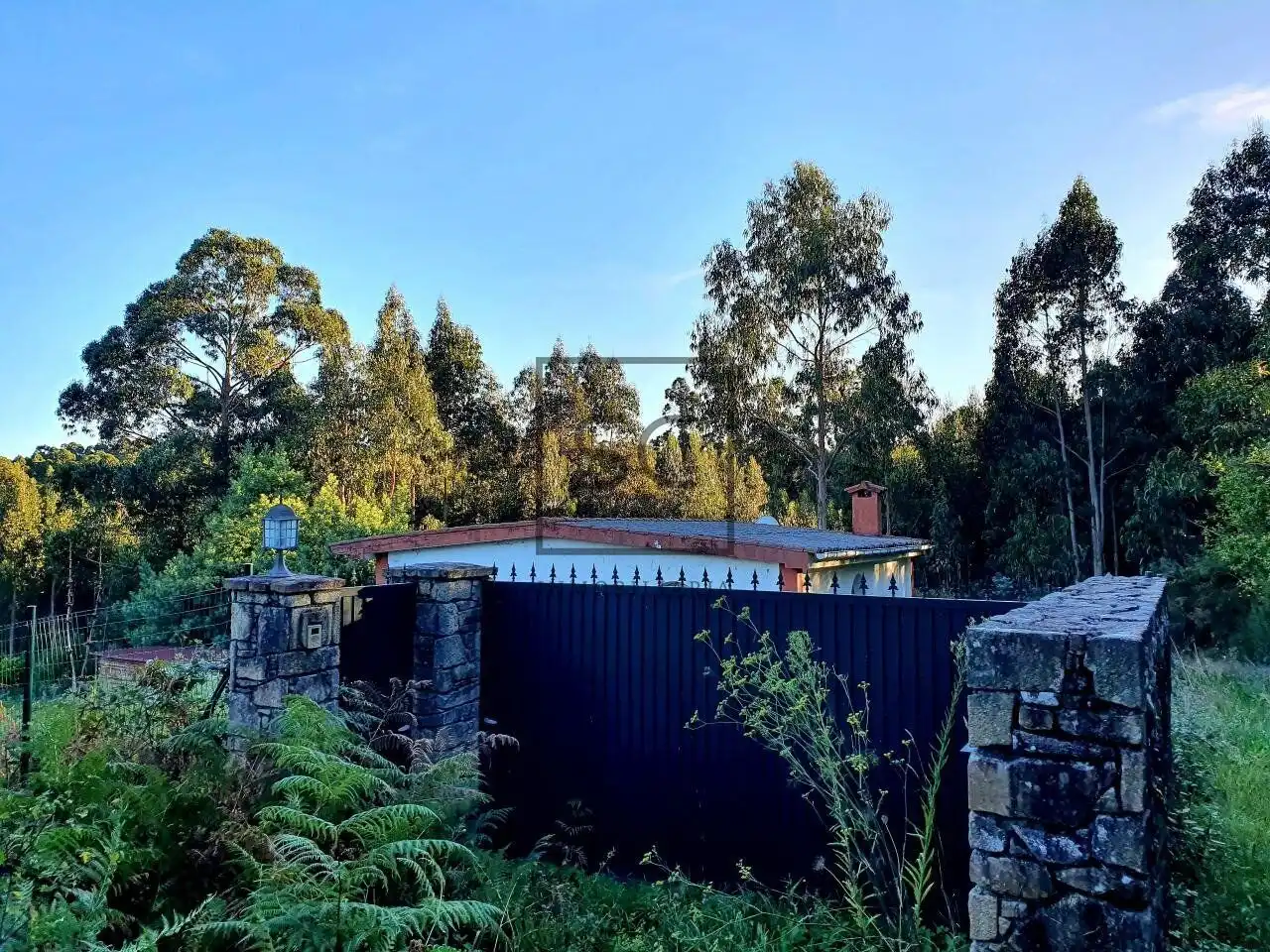 Vista exterior de Casa o chalet en venta en Ferrol con Calefacción, Terraza y Amueblado