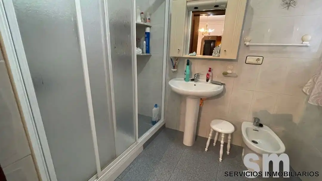 Bany de Casa o xalet en venda en Ubrique amb Terrassa