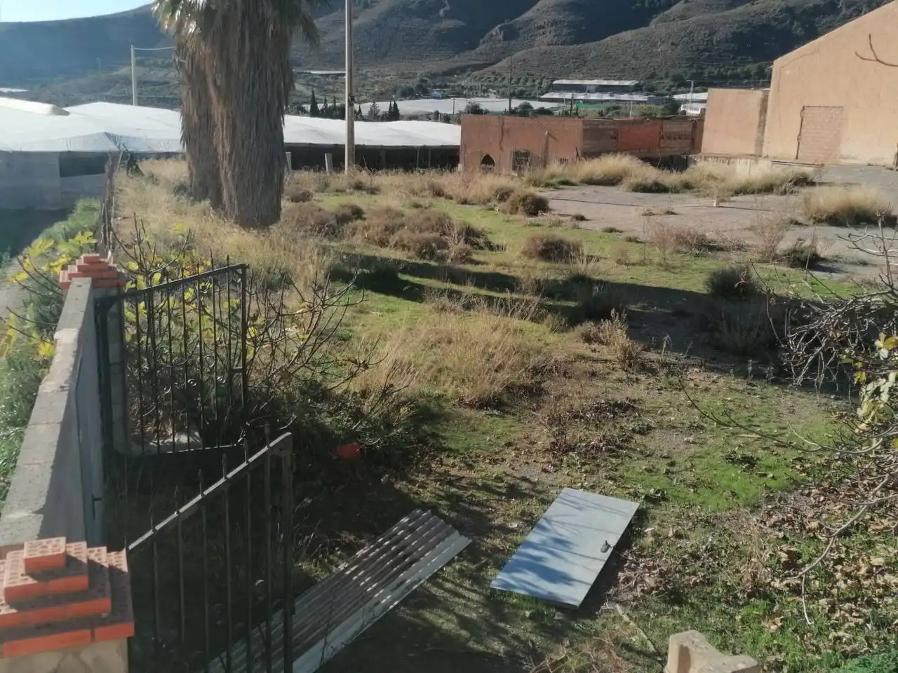 Terreno industrial en venta en Dalías