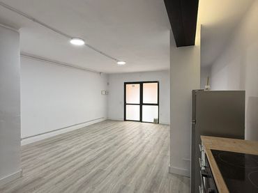 Local comercial en venta en Carrer Ample