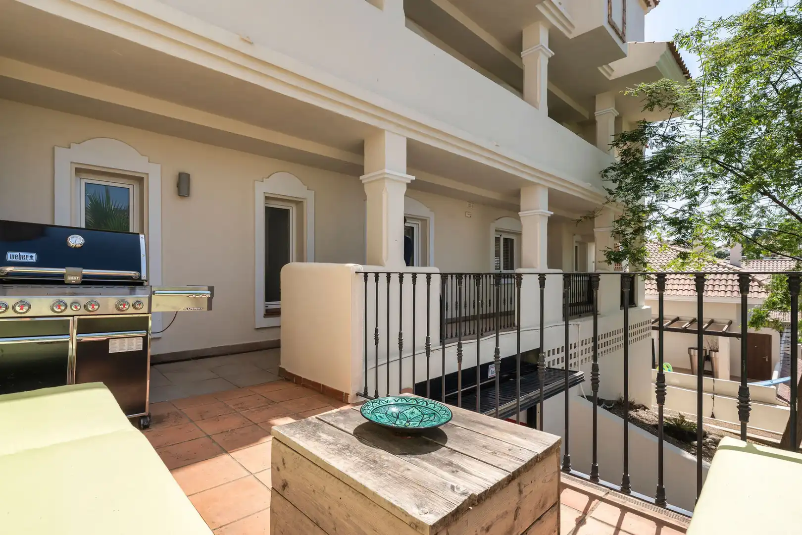 Terrace of Duplexes for sale in Marbella  with Air Conditioner, Private garden and Terrace