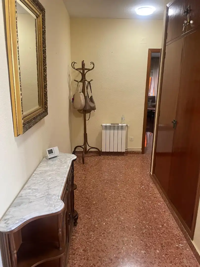 Flat for rent in Calle de Pedrera Baja, Plaza de Toros